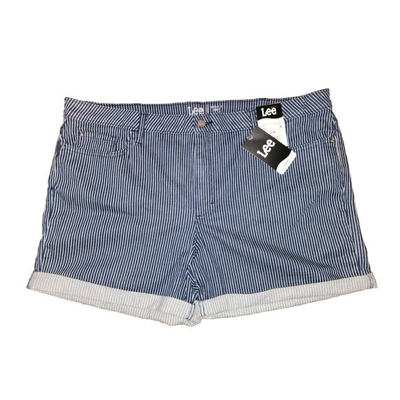 NWT Lee Women's Size 22 M Midrise Regular Fit Blue Railroad Striped Denim Shorts - Picture 1 of 4